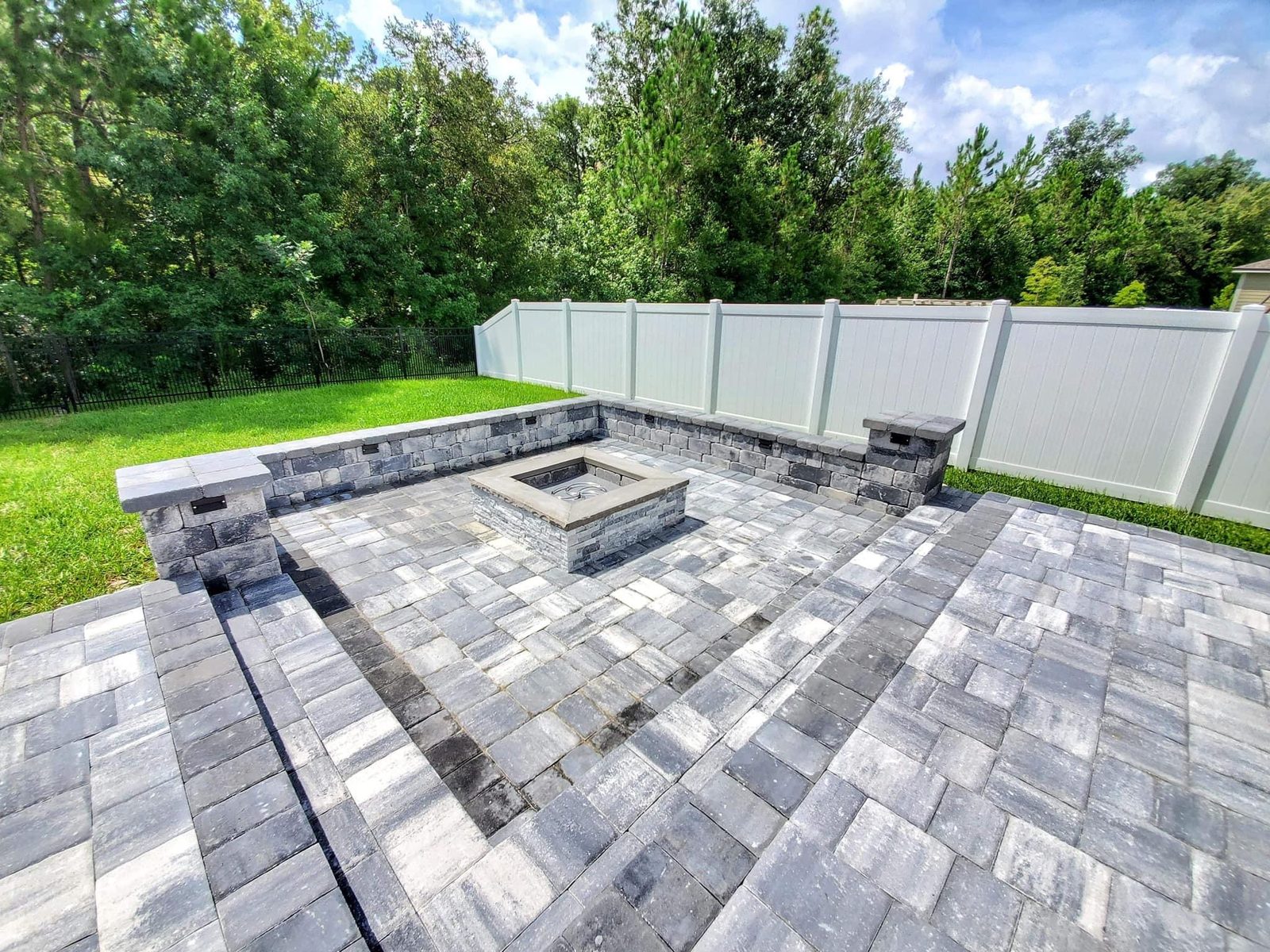 Paver Patio · Fire Pit & Seating Wall