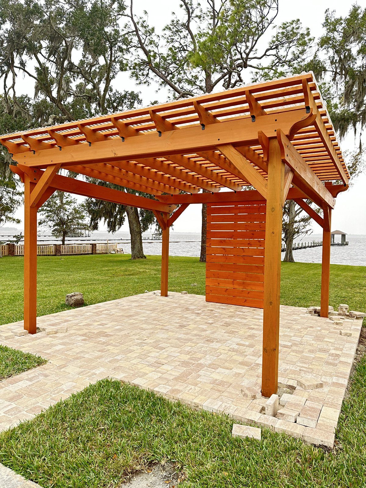 Freestanding Pergola · Clear Roof Panels
